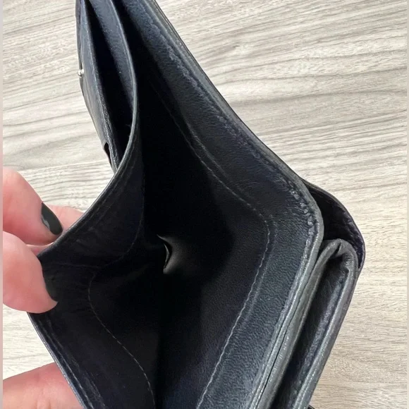 EUC Chloé Paddington Wallet - Black Pebbled Leather - Picture 14 of 14